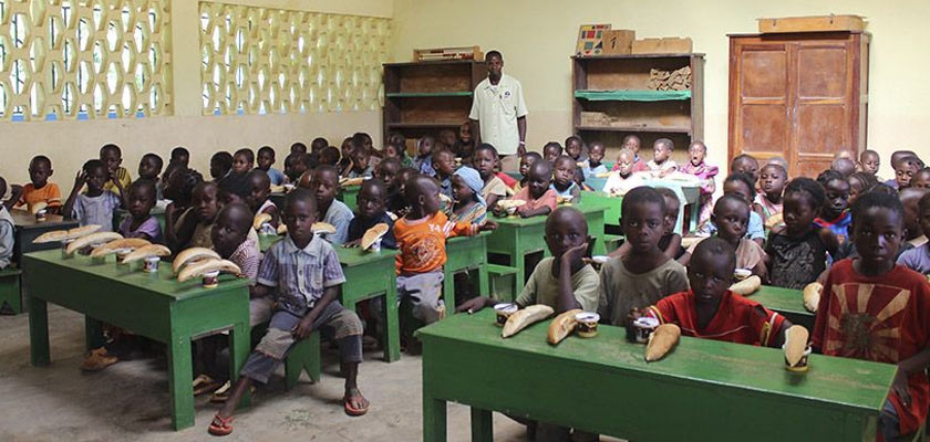 Congo: pigmei e bantù, una scuola per convivere Cover image