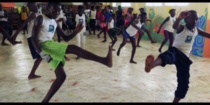 Capoeira ad Haiti. Il ritmo che libera List item image